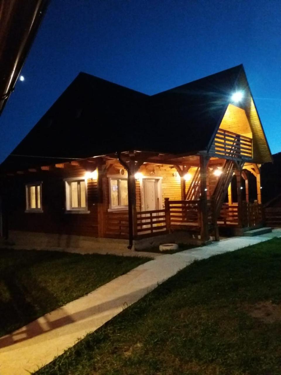 Villa Casa Cupcea Budeşti Exterior foto